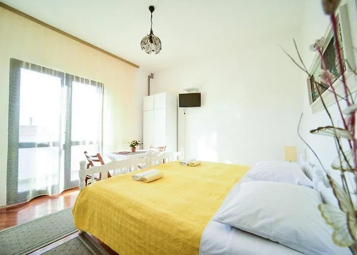 Appartement With Parking Space Zadar - Diklo, Zadar - 6453 Diklo